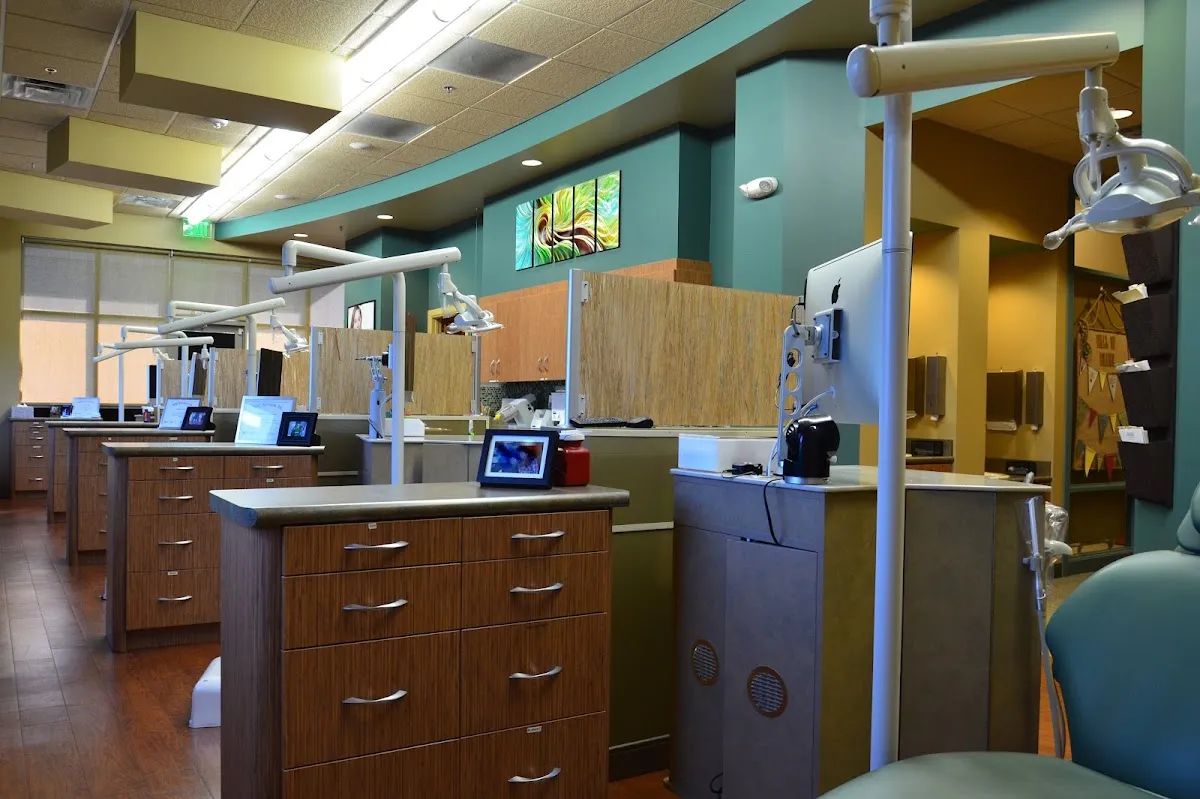 Saks Orthodontics - Photo 7