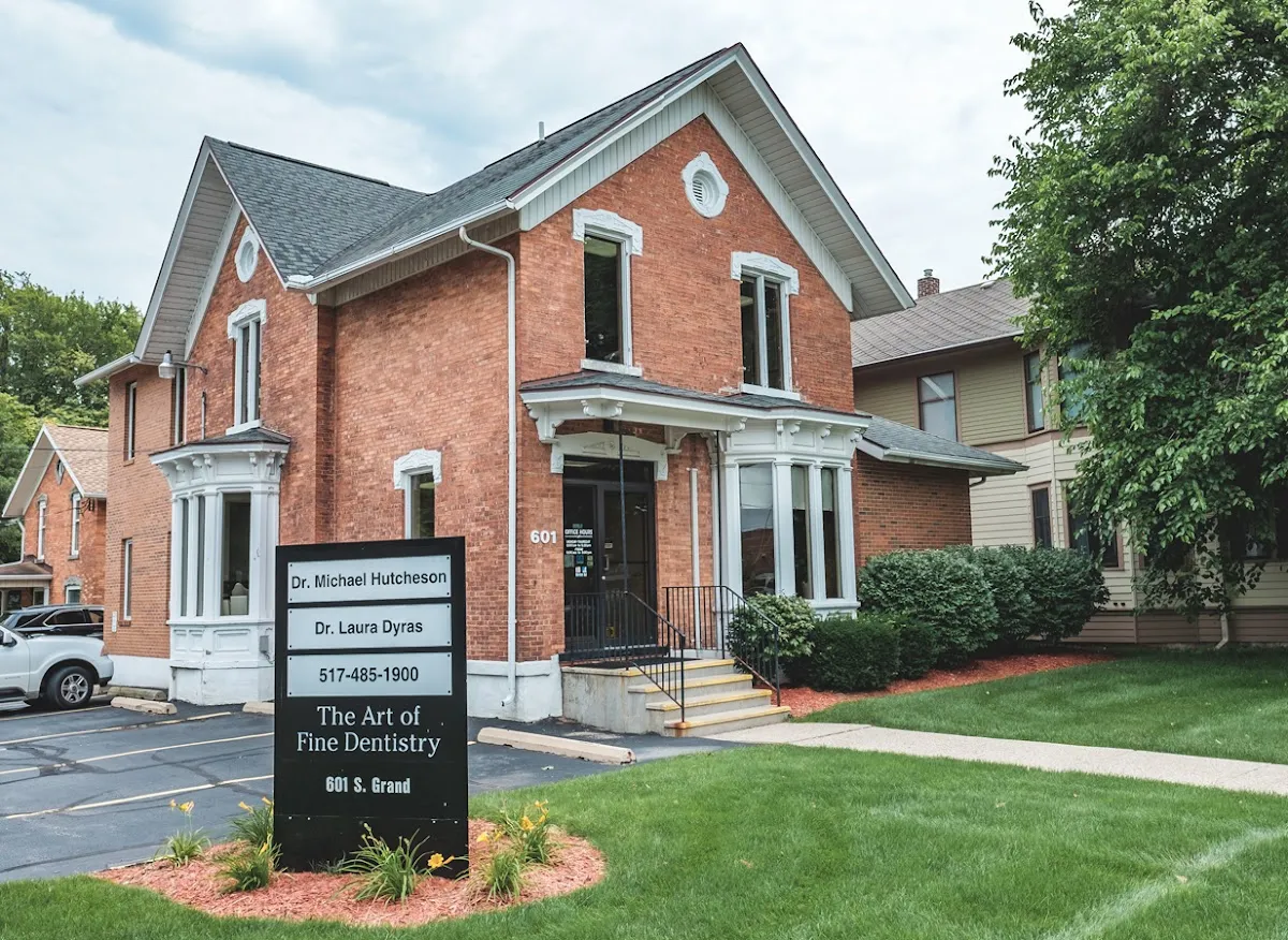 Dyras Dental - Orthodontist in Lansing