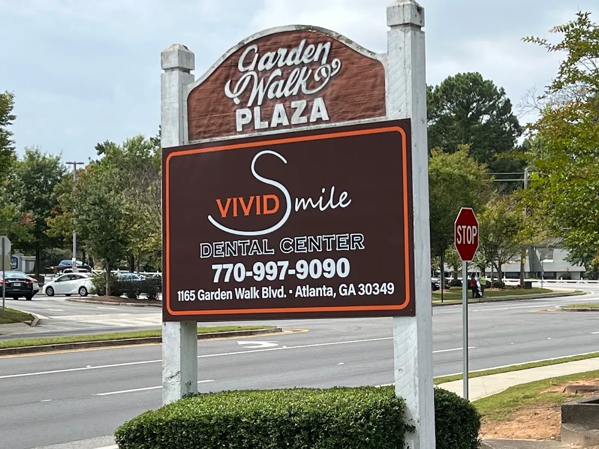 Vivid Smile Dental Center - Photo 4