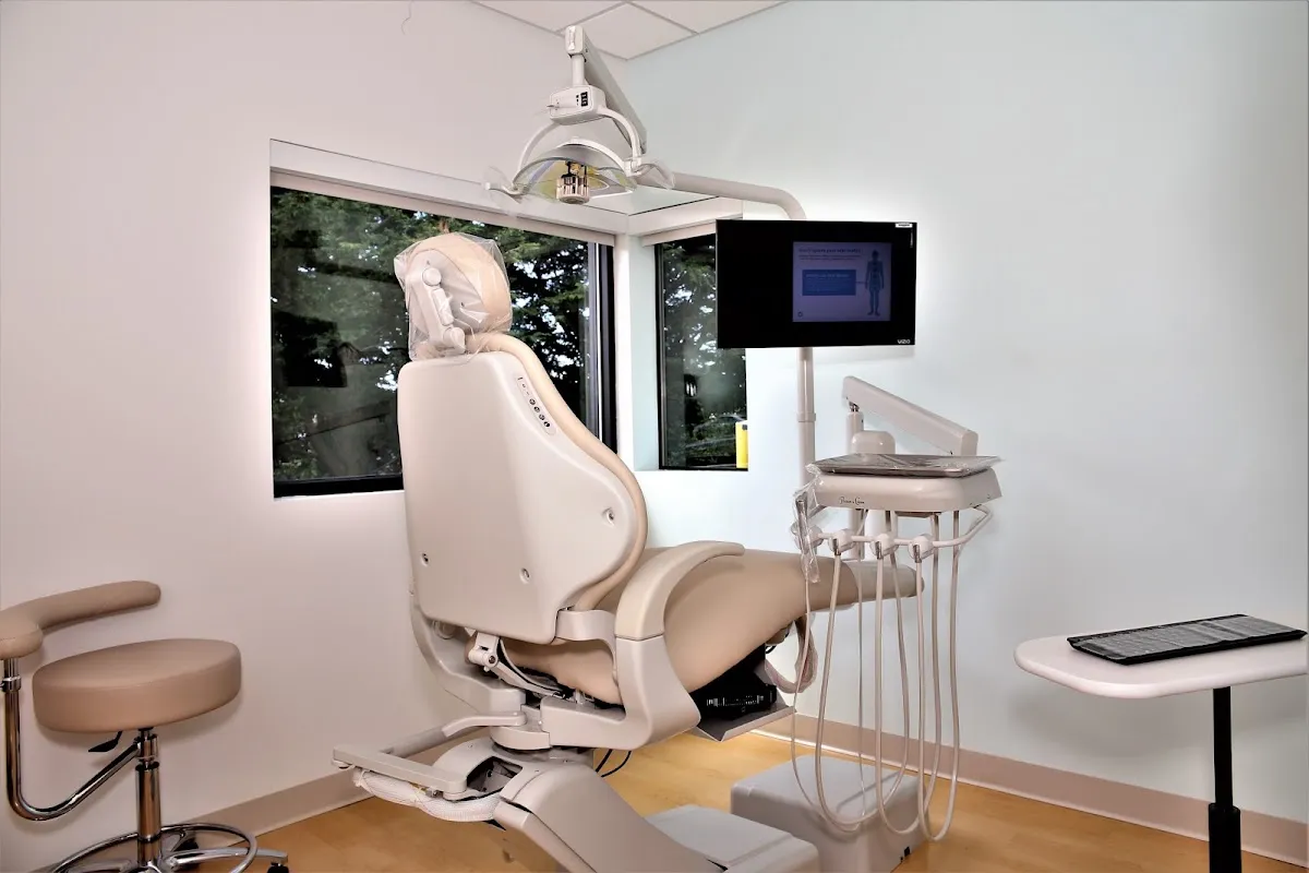 University Place Modern Dentistry - Photo 4