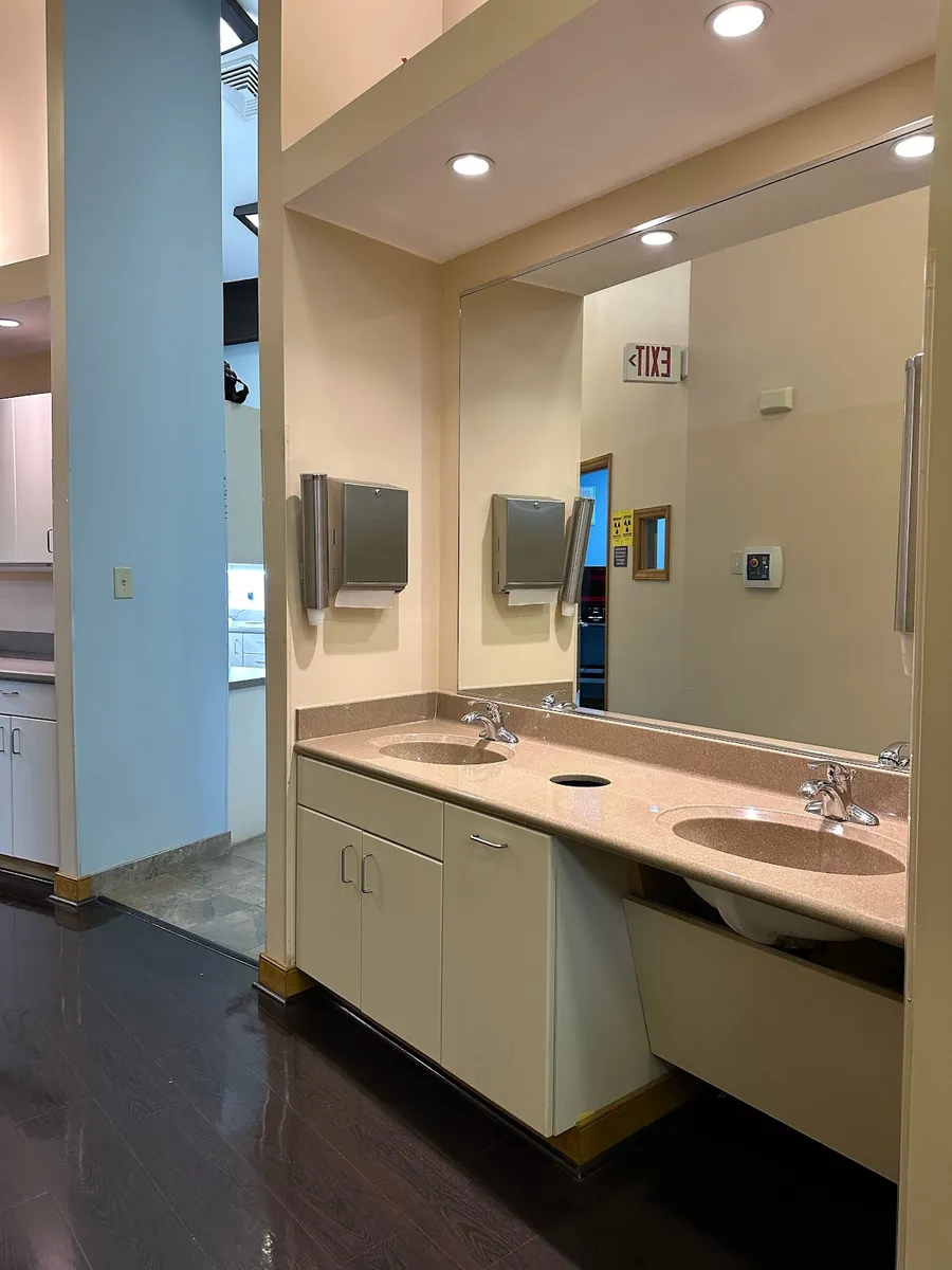 Ryan Hinckley Orthodontics High Point - Photo 4