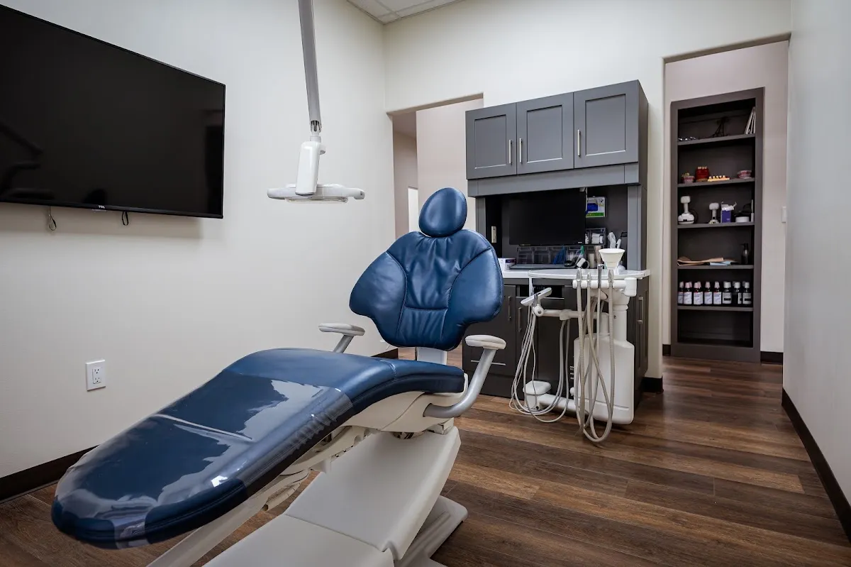 Smith Dental - Photo 4