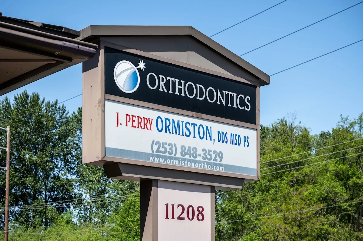 Ormiston Orthodontics - Photo 5
