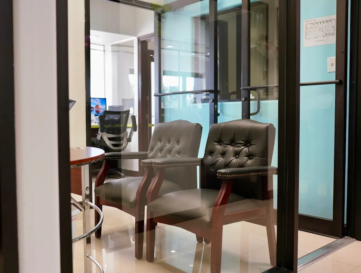 Iman Dental Center - Photo 6