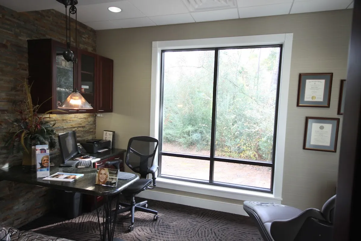 Leiker Orthodontics - The Woodlands - Photo 4
