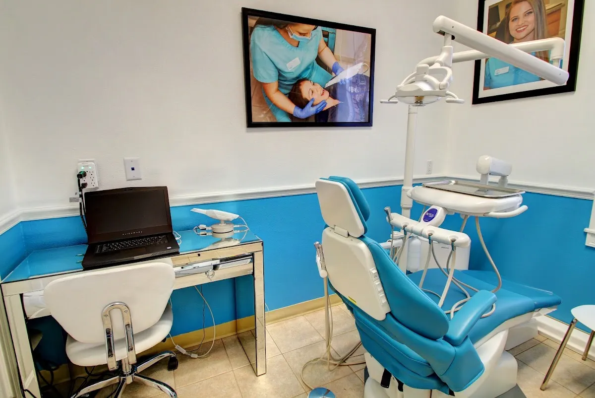 Valderrama Orthodontics. Dr. Natalia Valderrama, DDS, PA - Photo 2