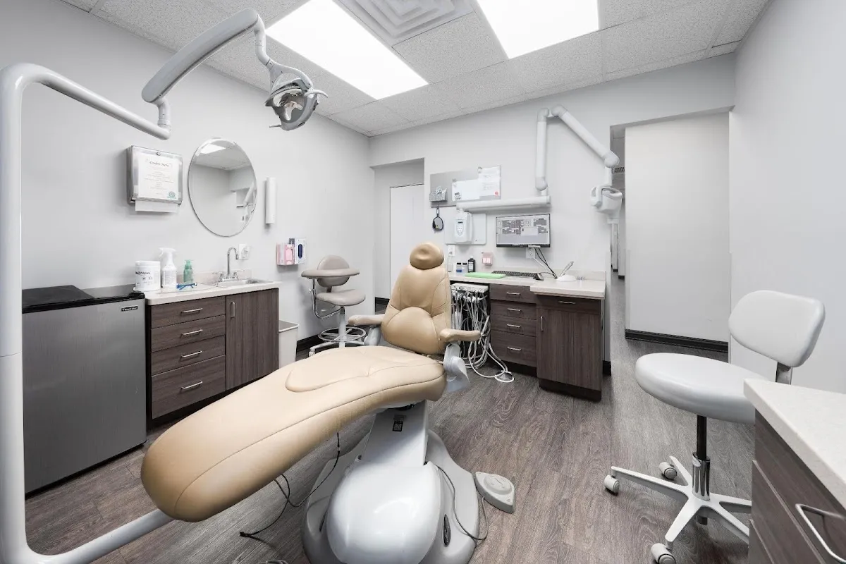 Lee Dental Care - Photo 3