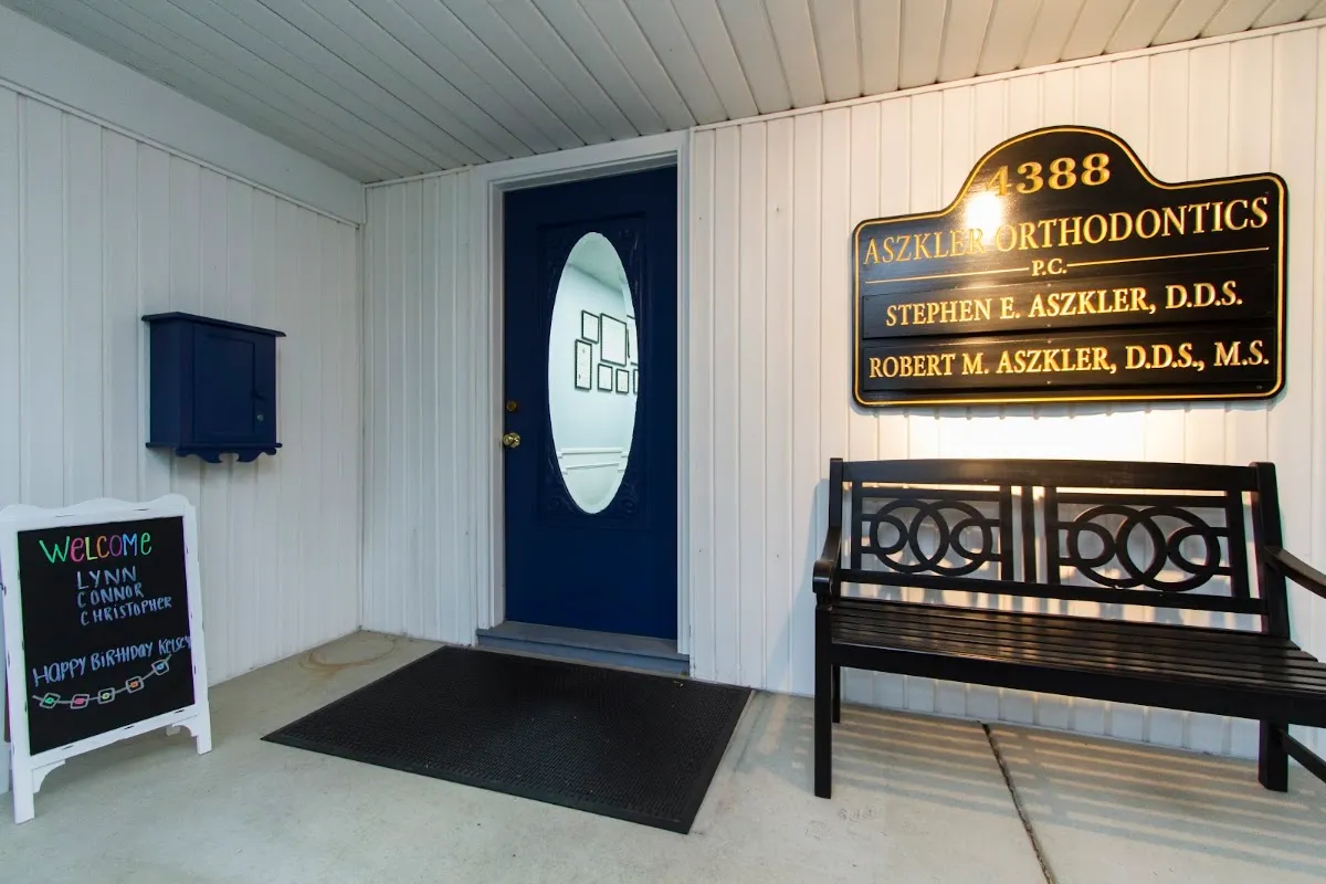 Aszkler Orthodontics - Photo 7
