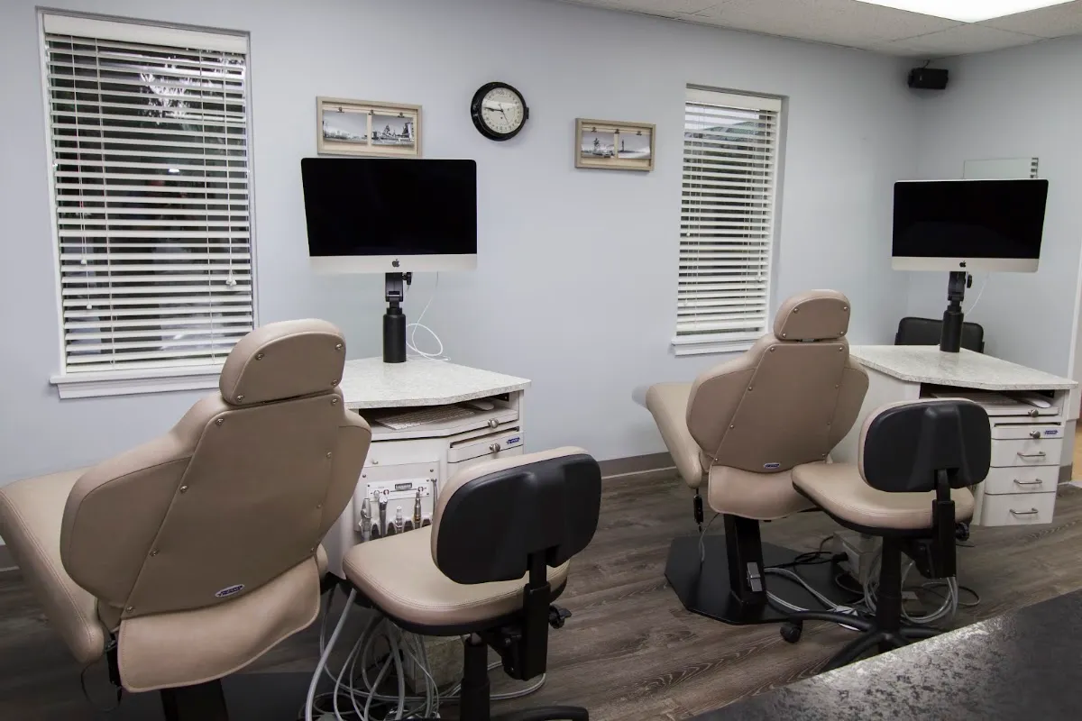 Aszkler Orthodontics - Photo 2