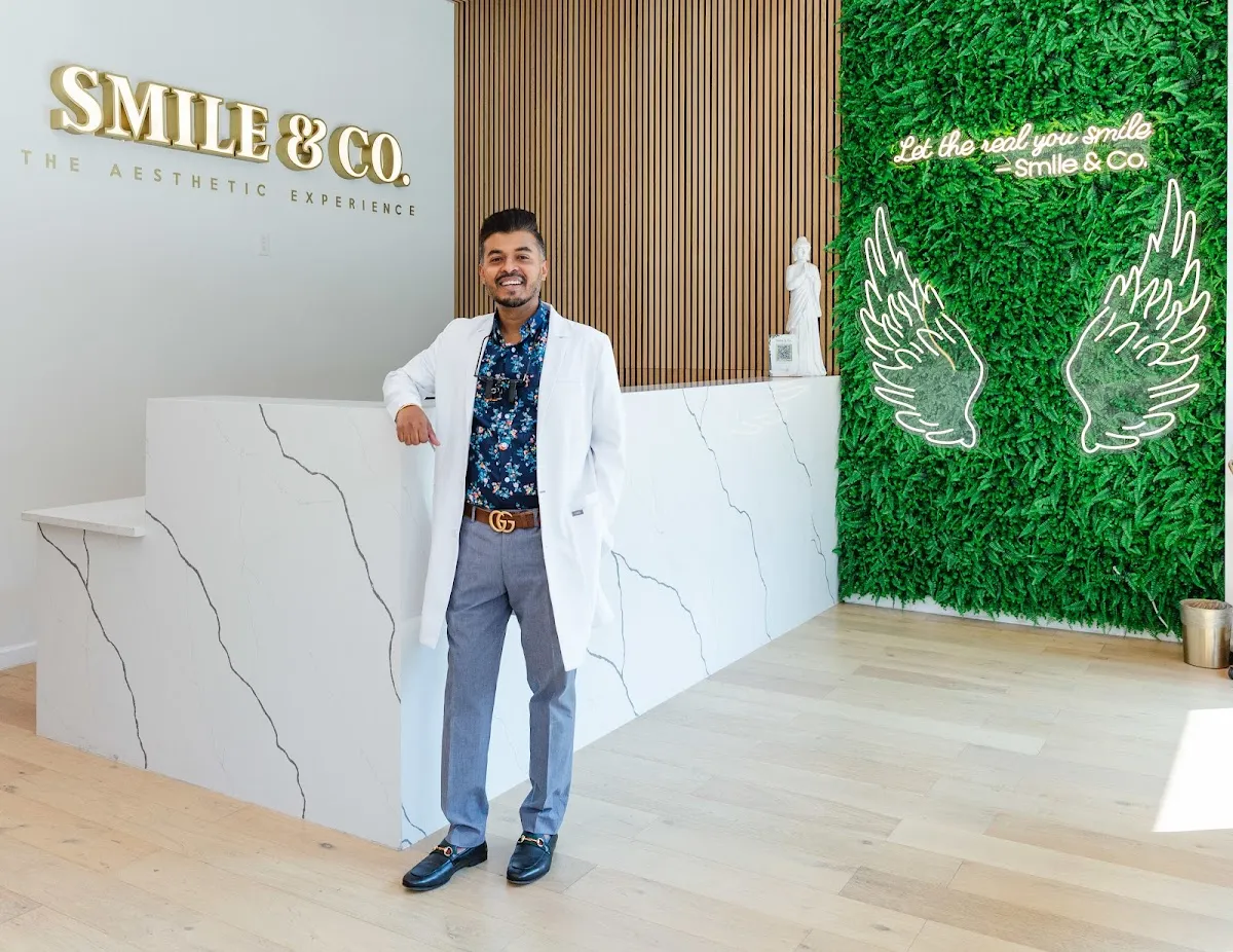 Smile & Co. - Orthodontist in Fort Worth