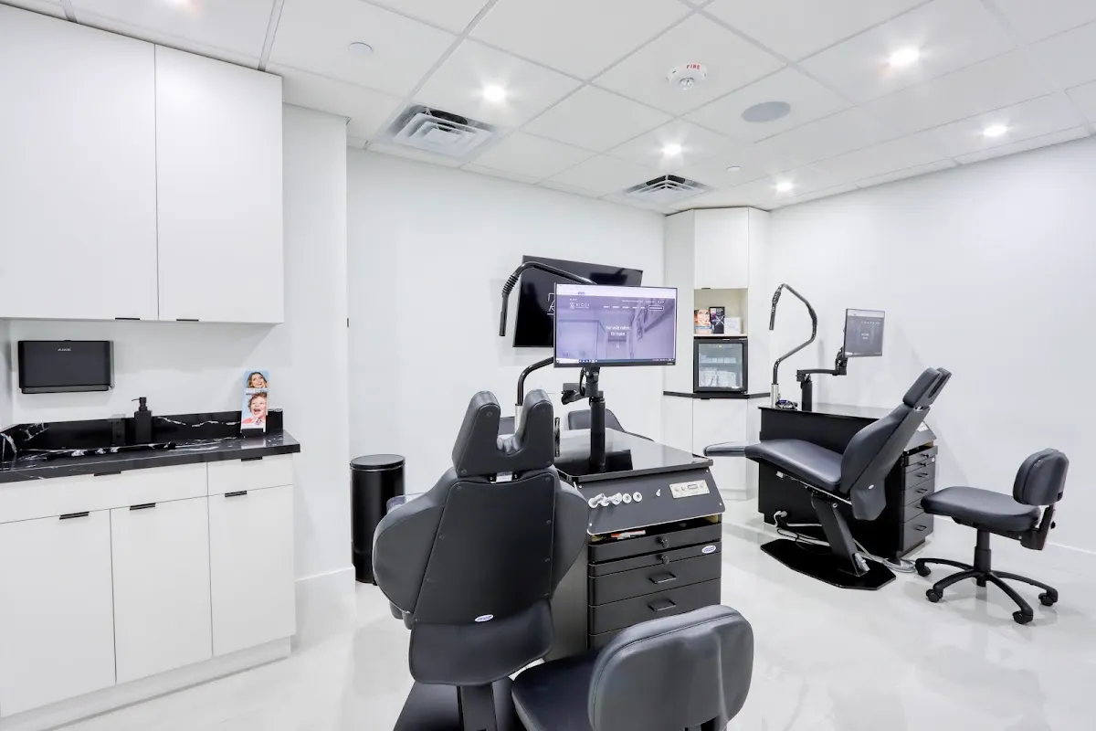 Ricci Orthodontic Studio - Photo 2