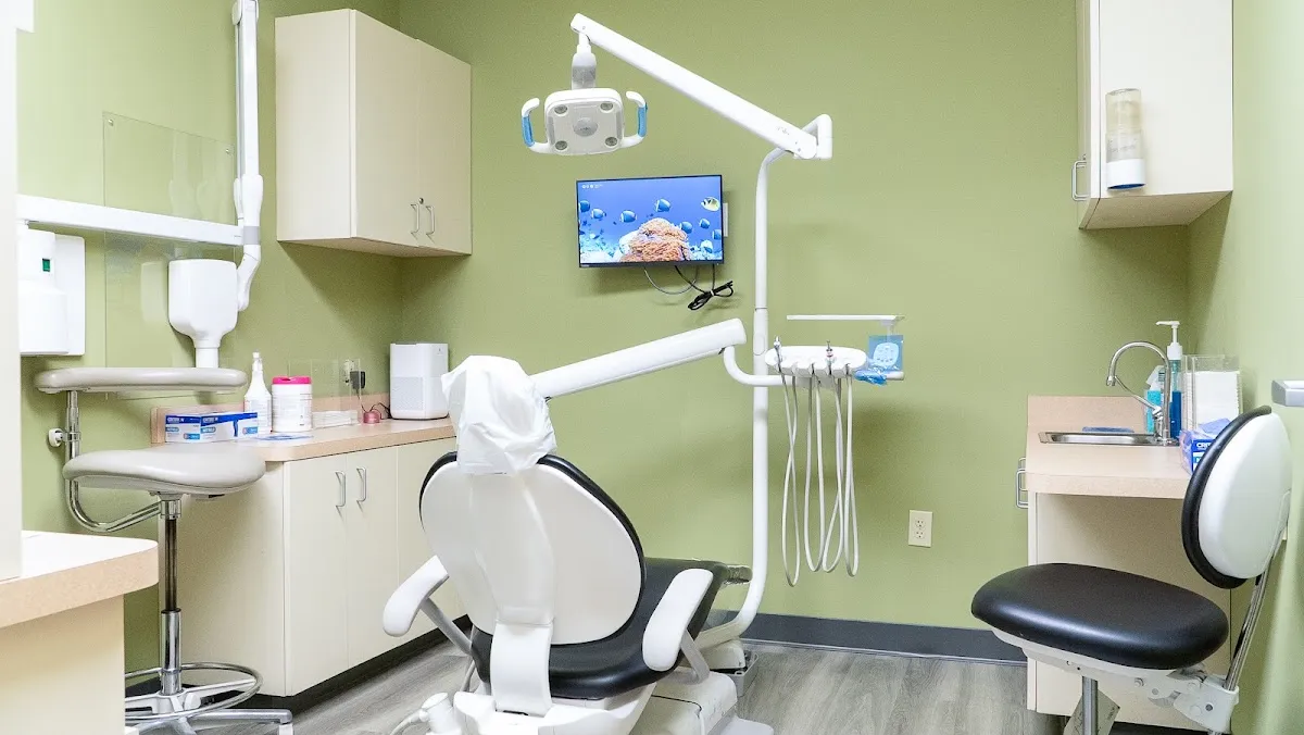 Dental One Associates of College Park - Photo 3