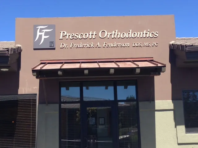 Prescott Orthodontics - Dr Frederick A Fenderson, Dr Allen J Sara - Photo 4