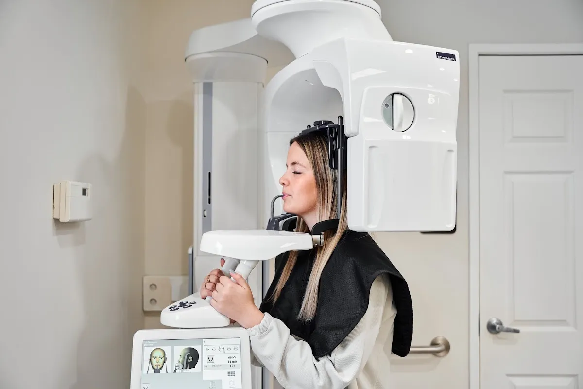 Contemporary Dentistry - Photo 3