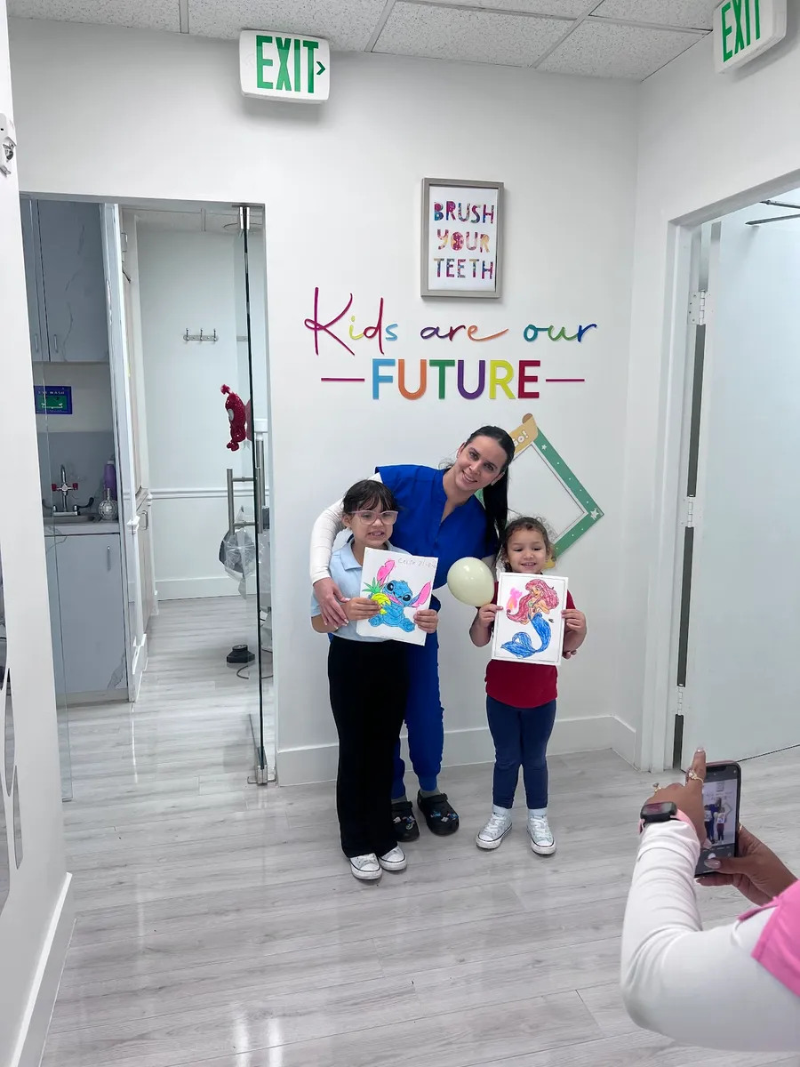 Cool Smilez Family Dentistry & Orthodontics Of Hialeah - Photo 2
