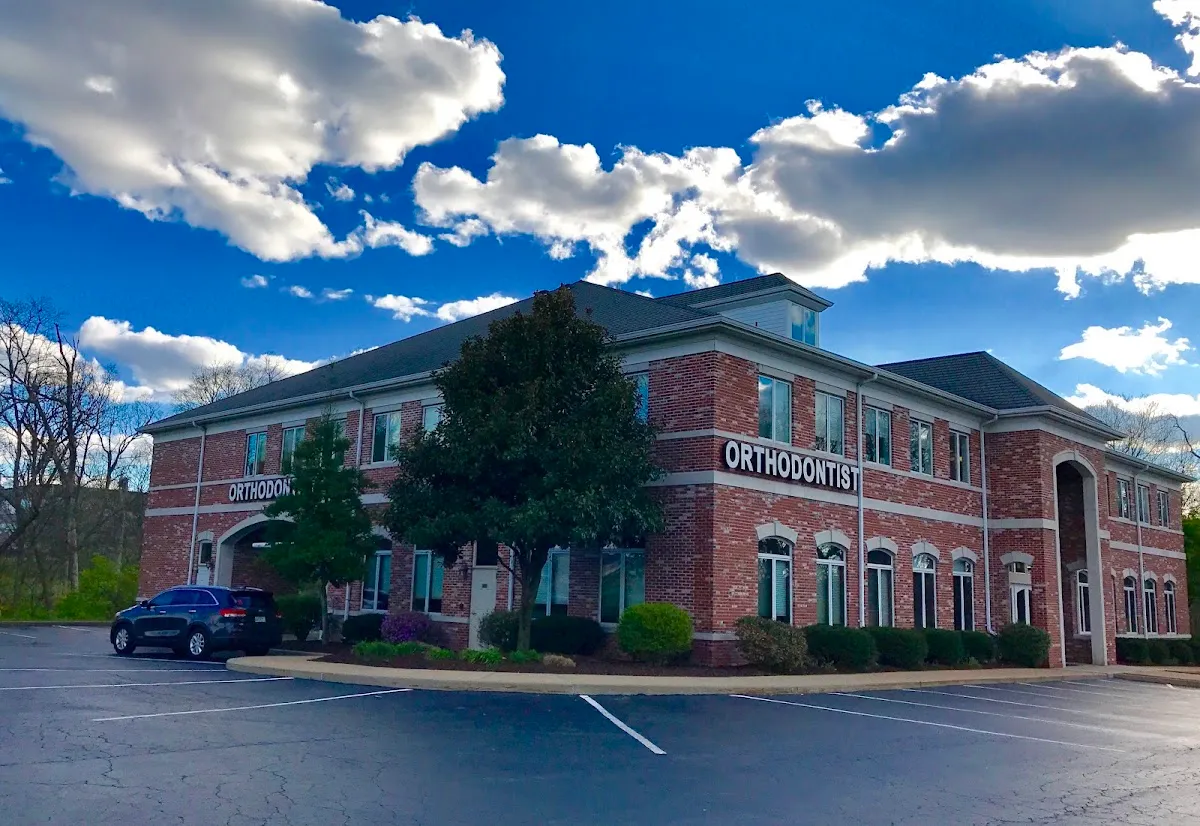 Alizadeh & Schreiner Orthodontics - Photo 3